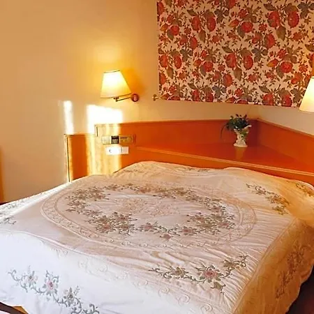 Szálloda Oeko-landhotel Basler Hof 4*